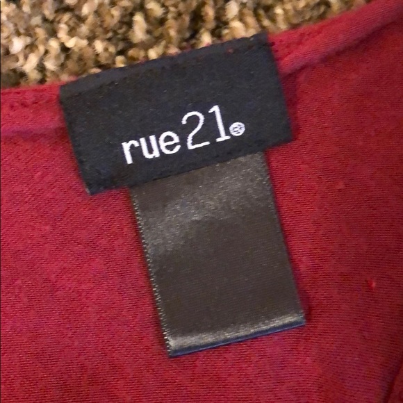 Top - Picture 3 of 3